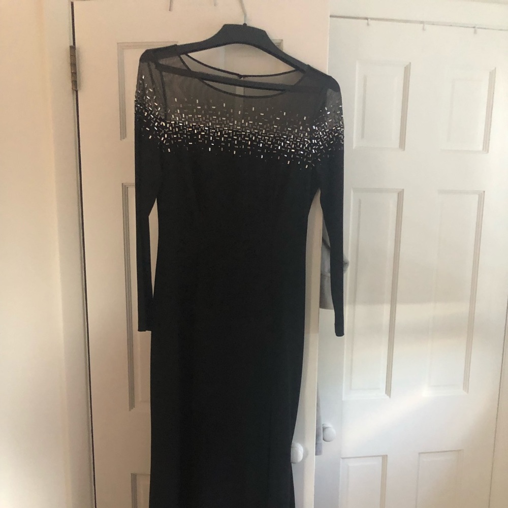 GORGEOUS VINCE CAMUTO EVENING DRESS